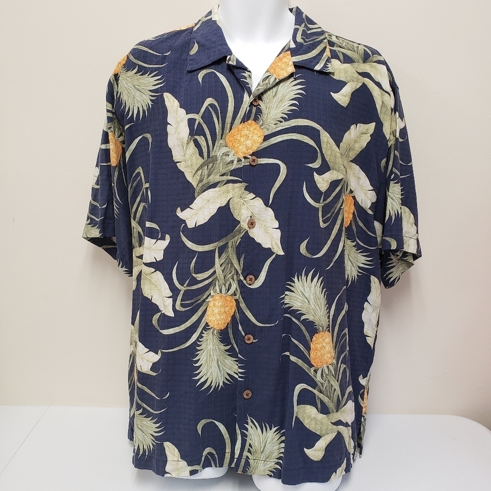 Tommy Bahama Mens Hawaiian Button Up Silk Pineapple Shirt Size Large